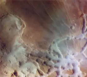 Mars : Noctis Labyrinthus - crédits : US Geological Survey/ JPL/ NASA