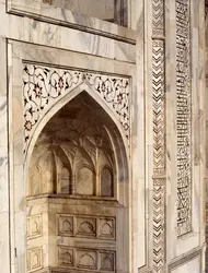Tadj Mahall: iwan, Agra, Inde - crédits : J.-L. Nou/ AKG-images