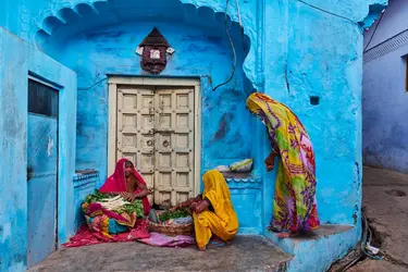 Femmes du Rajasthan - crédits : Tuul & Bruno Morandi/ The Image Bank/ Getty Images