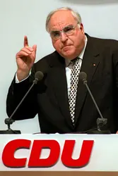 Helmut Kohl - crédits : Michael Jung/ picture alliance/ Getty Images