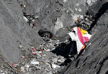 Crash aérien dans les Alpes, 2015 - crédits : Sebastien Nogier/ EPA