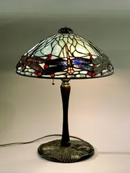 Lampe de chevet Libellule, L. C. Tiffany - crédits : G. Dagli Orti/ De Agostini/ Getty Images