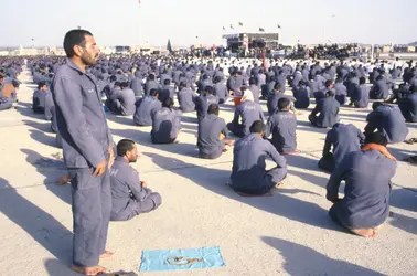 Prisonniers irakiens - crédits : Mohamad Eslami Rad/ Gamma-Rapho/ Getty Images