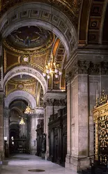 Cathédrale Saint-Paul, Londres, déambulatoire - crédits :  Bridgeman Images 