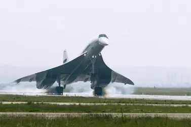 Dernier vol commercial du Concorde d’Air France - crédits : Pool De Malglaive/ Lafargue/ Gamma-Rapho/ Getty Images