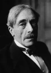 Paul Valéry - crédits : Hulton Archive/ Getty Images