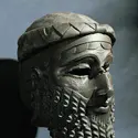 Tête présumée de Sargon d'Akkad-Naram-Sin - crédits : Erich Lessing/ AKG-images