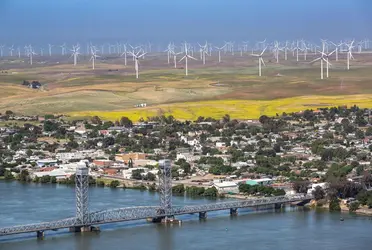 Champ d’éoliennes à Rio Vista (Californie) - crédits : George Rose/ Getty Images