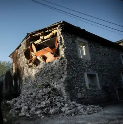 Séisme du Teil (Ardèche) - crédits : Jeff Pachoud/ AFP