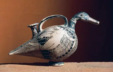 Vase en forme de canard - crédits : DeAgostini/ Getty Images