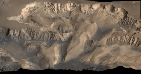 Ophir Chasma - crédits : Courtesy NASA / Jet Propulsion Laboratory