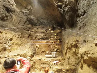 Grotte de Denisova - crédits : Jean-Guillaume Bordes, Université de Bordeaux