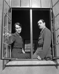 Charles de Gaulle et son épouse à Londres, 1941 - crédits : Fred Ramage/ Hulton Archive/ Getty Image