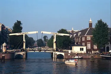 Magerebrug à Amsterdam (Pays-Bas) - crédits : Insight Guides