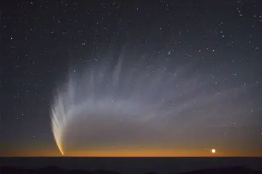 Comète McNaught - crédits : European Southern Observatory