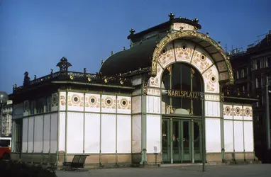 Karlsplatz Stadtbahn, Vienne - crédits :  Bridgeman Images 