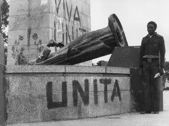 Indépendance de l'Angola, 1975 - crédits : Hulton Archive/ Getty Images