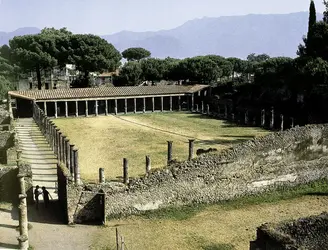 Caserne des gladiateurs à Pompéi - crédits : Electa/ AKG-images