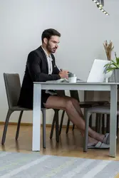 Le télétravail : de la discipline au travail au travail de l’autodiscipline - crédits : D-Kaine/ Getty Images