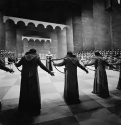 <it>Tannhäuser</it>, mise en scène de Wieland Wagner à Bayreuth, 1955. - crédits : AKG-images