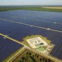 Centrale photovoltaïque de Cestas (France) - crédits : WITT/ SIPA