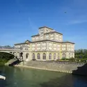 Un des bâtiments de la chocolaterie Menier à Noisiel (Seine-et-Marne) - crédits : B. Gorecka