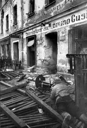 Derniers combats à Berlin, 1945 - crédits : Alexander Ustinov/ Slava Katamidze Collection/ Getty Images