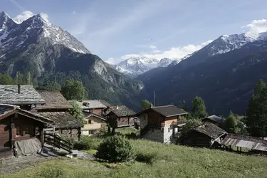 Val d’Hérens, Valais (Suisse) - crédits : Sylvain Grandadam/ Age Fotostock