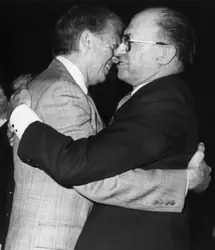 Jimmy Carter et Menahem Begin, 1979 - crédits : Keystone/ Hulton Archive/ Getty Images