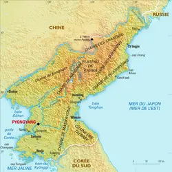 Corée du Nord : carte physique - crédits : Encyclopædia Universalis France