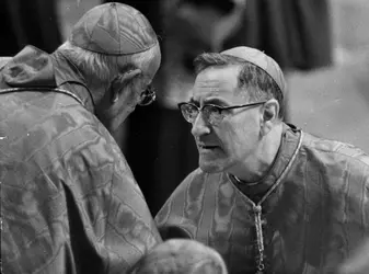 Le cardinal Suenens - crédits : Keystone/ Hulton Archive/ Getty Images