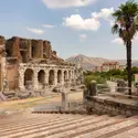 Amphithéâtre de Capoue, Italie - crédits : MarbellaStudio/ Shutterstock