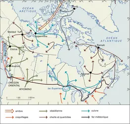 Canada préhistorique : diffusion et échanges de matières premières - crédits : Encyclopædia Universalis France