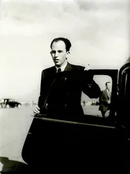 Raymond Aubrac, 1944 - crédits : Archives privées/ D.R.