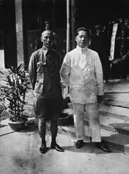 Tchiang Kai-chek et Wang Jingwei - crédits : Topical Press Agency/ Hulton Archive/ Getty Images