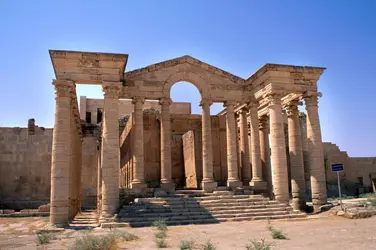 Vue extérieure de l’enclos sacré de Hatra - crédits : AGF/ Universal Images Group/ Getty Images