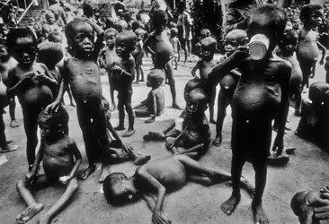 Famine due à la guerre du Biafra, 1970 - crédits : Harry Dempster/ Getty Images