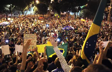 Manifestation contre la vie chère au Brésil, 2013 - crédits : The Asahi Shimbun/ Getty Images
