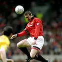 Éric Cantona - crédits : Shaun Botterill/ Allsport/ Getty Images