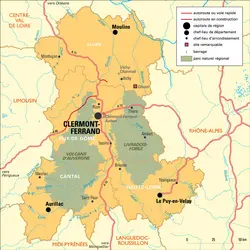 Auvergne : carte administrative avant réforme - crédits : Encyclopædia Universalis France