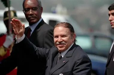 Abdelaziz Bouteflika, 2001 - crédits : Stephane Ruet/ Sygma/ Getty Images