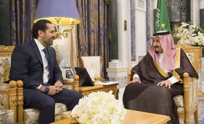 Saad Hariri et le roi Salman, 2017 - crédits : Bandar Algaloud/ Saudi Royal Council/ Handout/ Anadolu Agency/ AFP