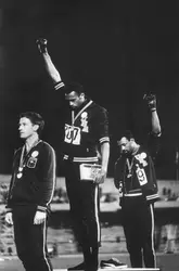 Tommie Smith et John Carlos - crédits : John Dominis/ The LIFE Picture Collection/ Getty Images