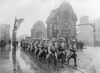 Occupation de la Ruhr - crédits : General Photographic Agency/ Hulton Archive/ Getty Images