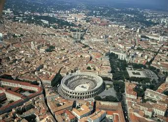 Les arènes de Nîmes - crédits : DeAgostini/ Getty Images