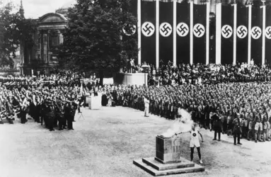 Ouverture des J.O. de Berlin, 1936 - crédits : AKG-images
