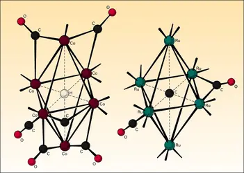 Clusters moléculaires - crédits : Encyclopædia Universalis France