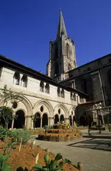 Tulle : le cloître de la cathédrale Notre-Dame - crédits : Jarry/ Tripelon/ Gamma-Rapho/ Getty Images