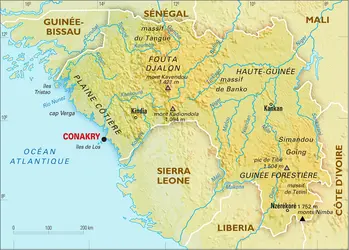 Guinée : carte physique - crédits : Encyclopædia Universalis France