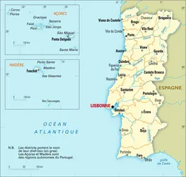 Portugal : carte administrative - crédits : Encyclopædia Universalis France